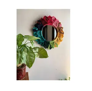 Ornamenti appesi trucco rotondo specchio da bagno intelligente Vanity Light Space Design personalizzato colorato multiplo minimalista disponibile