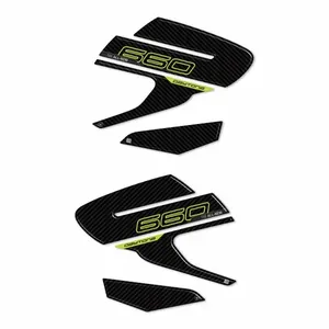 Adesivi Protettivi Laterali per Serbatoio Moto Triumph Daytona 660 - Design 3D - Product Image 2