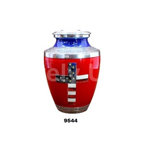 Urnes drapeau américain imprimées en croix-Urne funéraire en métal et aluminium de 10 pouces pour cendres humaines avec sac en velours gratuit - Product Image 1
