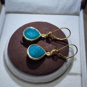 Boucles d'oreilles classiques en argent sterling 925 plaqué or en forme de larme Onyx vert fait à la main - Product Image 2