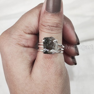 Anillo de Plata de Ley 925 con Cuarzo Ahumado Natural en Bruto para Mujer, Joyería de Navidad con Tres Bandas Lisas - Product Image 2