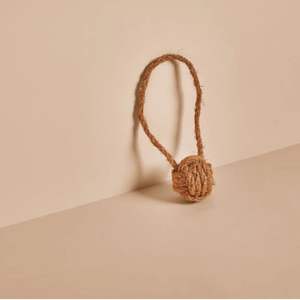 High Quality Vietnamese Manufacturer Factory Price Wholesale Durable Natural Coir Ball Classic Dog & <b>Cat</b> Teeth Cleaning <b>Chew</b> <b>Toy</b> - Product Image 4