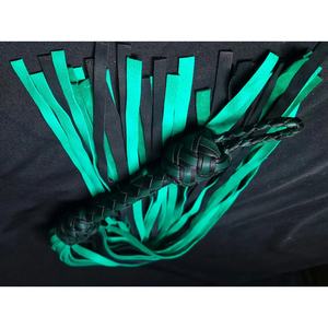 JEXMOO Fouets en cuir faits main personnalisés, outils artisanaux, vert noir, nouveauté, 2 ensembles pour adultes, équipement de bondage international - Product Image 6