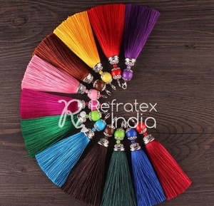 Preciosa borla de algodón - Product Image 1