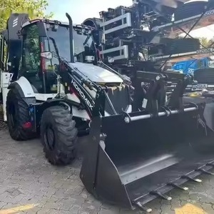 Minicargadora Hidromek con Tracción 4x4, Bomba Hidráulica de 75KW, Cucharón de Alta Capacidad de Carga, Compacta para Construcción y Agricultura - Product Image 2