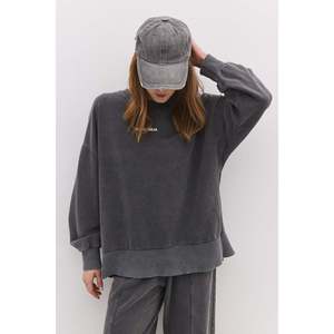Sudadera con Efecto Desgastado y Eslogan Diario, 100% Algodón - Product Image 1