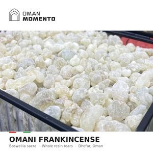 Brûleur d'encens en cône de santal OMAN MOMENTO, diffuseur aromatique avec fonction anti-odeur pour l'aromathérapie à domicile, utilisable toute l'année - Product Image 1