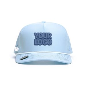 Gorra de golf de alto rendimiento con marcador de bola y soporte para tee, logotipo de goma personalizado, cinta interior tejida, de secado rápido y cierre snapback, precio mayorista - Product Image 1