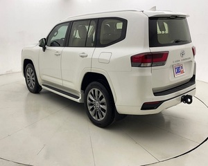 Toyota Land Cruiser GXR 4 d'occasion 2022 PRÊT À ÊTRE EXPÉDIÉ - Product Image 4