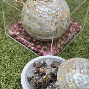 Luxury Designer Acrylic Food <b>Storage</b> <b>Box</b> <b>Wooden</b> Lid Mother Pearl Inlay Freshness Preservation Perfect Gift for Weddings Parties - Product Image 5