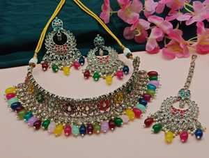 ชุดสร้อยคอและเครื่องประดับชุดเครื่องประดับพร้อมต่างหูแฟนซีพร้อมจี้ห้อยทองดีไซน์ดอกไม้อินเดีย - Product Image 2
