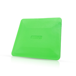 Raspador trapezoidal Clayton Car Care (CL-414) sin tela, de plástico altamente duradero y herramienta multiusos para películas para ventanas - Product Image 6