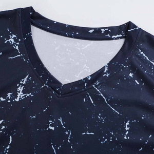 Ensemble de maillot de basket-ball personnalisable par sublimation, respirant, antibactérien, évacuant l'humidité, lavé, grande taille, 100% - Product Image 3