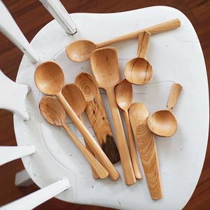 Juego de utensilios de cocina de madera de teca natural o acacia MADE con soporte para cuchara Juego de cucharas de cocina de madera y soporte para utensilios - Product Image 5