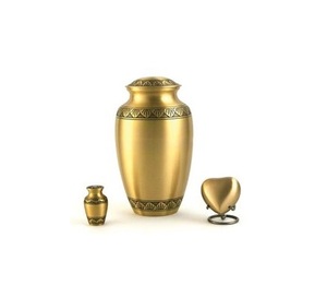 Urnes funéraires en laiton, artisanales et artistiques, au design haut de gamme et aux détails de style antique, pour une souvenir précieux. - Product Image 6