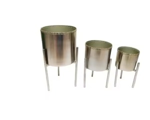 Lot de 3 jardinières en métal martelé en acier de différentes tailles Jardinières décoratives de sol les plus vendues pour la décoration intérieure du jardin - Product Image 3