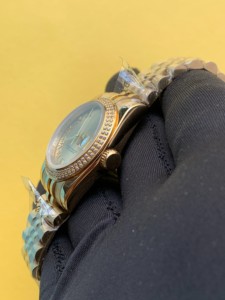 Top Tendance 36mm Deux Tons En Acier Inoxydable Mécanique Automatique Analogique Montre-Bracelet Pour Les Femmes De Mode Suisse Montre Grossiste - Product Image 3