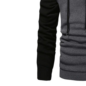 Sweat à capuche coupe ajustée d'hiver pour hommes de qualité supérieure avec logo et design personnalisés Vêtements décontractés en coton et polyester avec impression numérique - Product Image 3