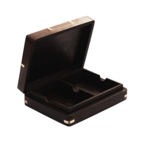 กล่องเก็บการ์ดทำจากไม้สีดำทำมือพร้อมช่องเสียบคู่และที่ตกแต่งด้วยทองเหลืองสีทองพร้อมชุดการ์ดสำหรับเล่น - Product Image 3