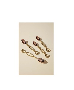 Service de couverts de luxe en métal plaqué or faits à la main avec motifs uniques pour les tables de fête et les dîners élégants - Product Image 3