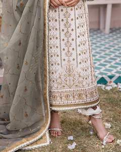 Vêtements afghans traditionnels personnalisés du fabricant de vêtements pour adultes Vêtements ethniques en coton de soie pour femmes 581 Produit à vendre - Product Image 6