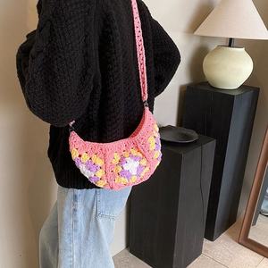 Bolso de Hombro Tejido a Crochet, Diseño de Luna Creciente, Forro de Poliéster, Estilo Casual, Otoño-Invierno, 1-1.9L - Product Image 2