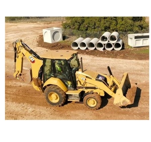 Chargeuse-pelleteuse CAT 416 robuste et fiable à vendre, avec un moteur puissant de 90 chevaux et une capacité de traction intégrale. - Product Image 1