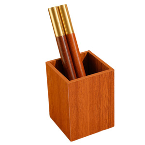 ที่ใส่ปากกาแบบจีน ปี 2027 พร้อมปฏิทินและพื้นที่โฆษณา ทำจากไม้ - Product Image 3