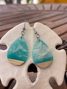 Joyería de moda de calidad superior, pendientes de resina y madera hechos a mano pulidos para fiesta, boda, joyería de moda, pendientes de resina de madera - Product Image 3