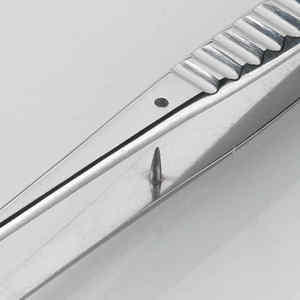 Ensemble d'instruments chirurgicaux manuels les plus vendus Pince à dissection de tissus Gillies avec instruments à base d'aiguilles en acier inoxydable - Product Image 3