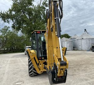 รถตักล้อยาง CAT 420 XE ปี 2023 ขนาด 8 ตัน เครื่องยนต์คัมมินส์ เครื่องจักรก่อสร้าง ใช้ในฟาร์ม รถขุด จัดส่งรวดเร็ว ขาย - Product Image 4