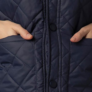 Chaqueta de Invierno Acolchada para Hombre de Alta Calidad, con Capucha, Impermeable, con Cuello Alto, Logotipo y Colores Personalizados, Nueva Moda - Product Image 4