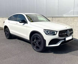 พร้อมส่งมอบ รถยนต์ GLC Luxury SUV ปี 2021 มือสอง ภายในสีเข้ม เบาะหนัง เกียร์อัตโนมัติ ระบบควบคุมความเร็วอัตโนมัติ หลังคาซันรูฟแบบพาโนรามา - Product Image 2