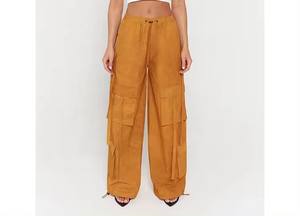 Pantalon cargo léger et raisonnable pour femmes Pantalon cargo pour femmes Offre Spéciale sur mesure Meilleur matériel Nouvelle mode pour femmes Pantalon cargo avec logo personnalisé - Product Image 2