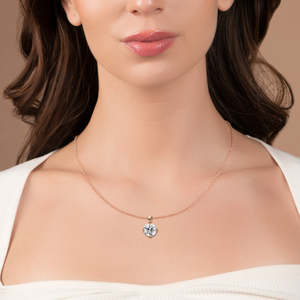 Magnifique pendentif pour femme en or 18 carats avec diamant de laboratoire - Product Image 5