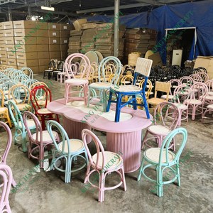 Beau chais d'enfants en rotin naturel pour salon jardin fête intérieure extérieure avec famille, chaises en rotin pour enfants - Product Image 6