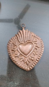 Gravure Antique en métal pur, cœur sacré, ornement de noël, Milagros, ornement magnifique pour décoration maison, cœur - Product Image 4