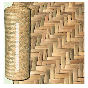 Tapis en bambou roulé à la main pour les restaurants minimalistes à thème tropical - Product Image 4