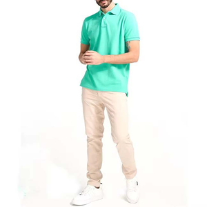 Vêtements pour hommes de qualité supérieure en coton respirant à séchage rapide de couleur unie T-shirts Polo surdimensionné à manches courtes OEM avec logo personnalisé - Product Image 5