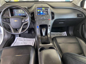 รถยนต์มือสองคุณภาพดีราคาประหยัด ปี 2014 เชฟโรเลต โวลท์ พวงมาลัยซ้าย - Product Image 4