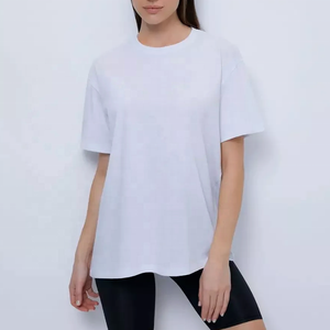 Camisetas de algodón de gran tamaño de diseño personalizado para mujer, transpirables, con hombros caídos, ropa de calle holgada, estilo de impresión de logotipo personalizado - Product Image 3