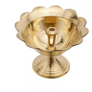 Nuevo diseño antiguo forma de flor latón Diya HECHO DE Metal latón Deepak Diya Akhad Jyoti para la decoración del templo del hogar - Product Image 3