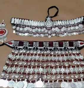 Conjunto de joyería étnica pashtún afgana Diseño raro con piedras de vidrio y cadenas colgantes de acero inoxidable para fiesta Islam religioso - Product Image 1