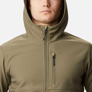Chaqueta de concha suave impermeable de invierno para hombre, cortavientos con capucha y cuello levantado para exteriores, abrigo de tela impermeable personalizable OEM - Product Image 4