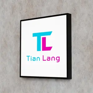 Caja de Luz LED Acrílica de 4x4 Pies, Pantalla Rectangular Transparente, Marco de Aluminio, Material Plástico para Uso en Interiores y Exteriores, Bajo Consumo de Energía - Product Image 1