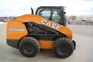 Compre cargadoras compactas de orugas Case SV340B nuevas y usadas en venta - Product Image 3