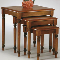 Ensemble de trois tables gigognes en bois pour meubles de salon de style ferme rustique moderne