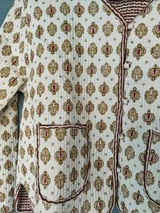 Chaqueta acolchada con estampado de bloque de mano indio para mujer, abrigo de invierno relleno de algodón transpirable, botón, nuevo estilo, regalo perfecto para su talla - Product Image 4