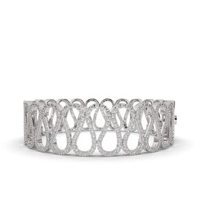 Bracelet de Bond intemporel en argent élégant et classique moderne avec zircon pour des connexions éternelles et des cadeaux pour les fêtes - Product Image 1