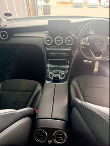 Auto Usado de Calidad a Precio Accesible, Mercedes-Benz GLC 220d AMG 2018, Volante a la Derecha - Product Image 4